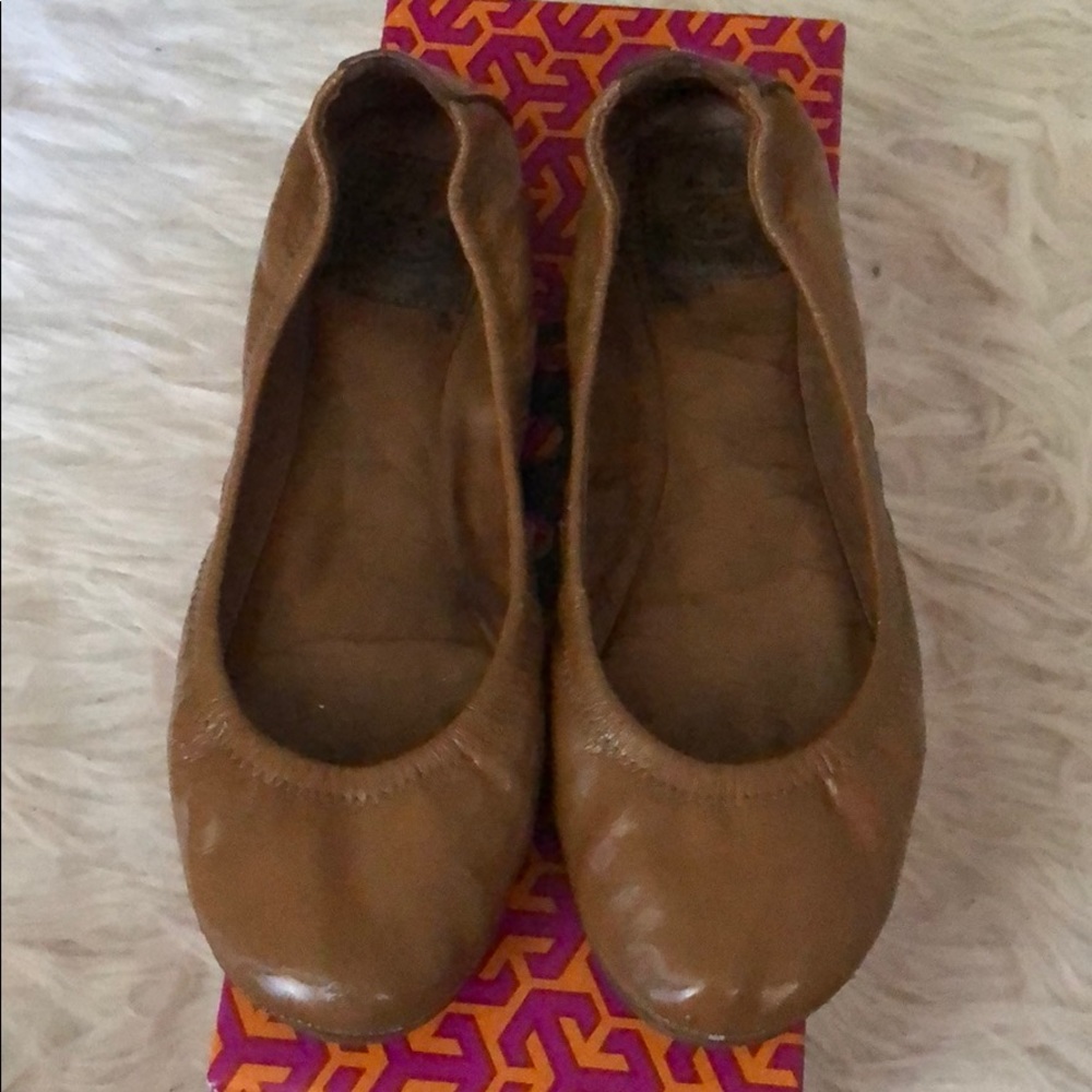 Tory Burch Eddie flats in royal tan